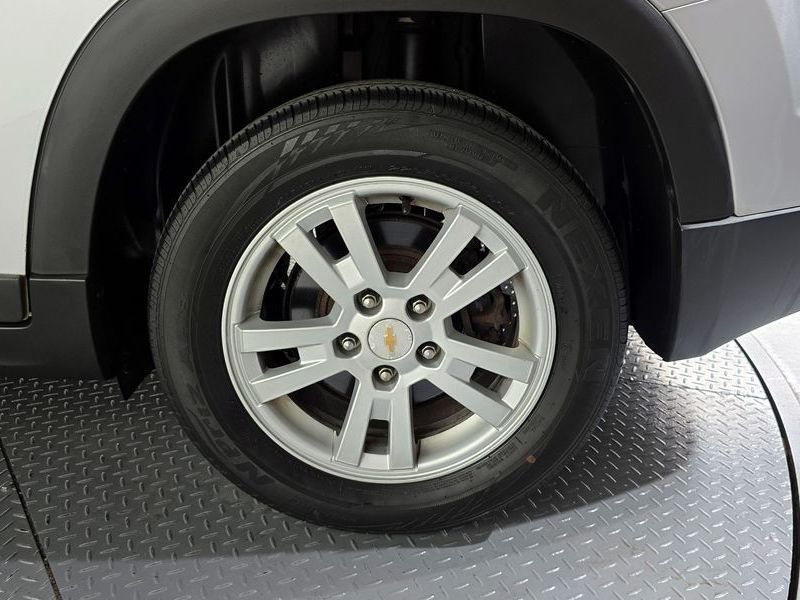 Image 4