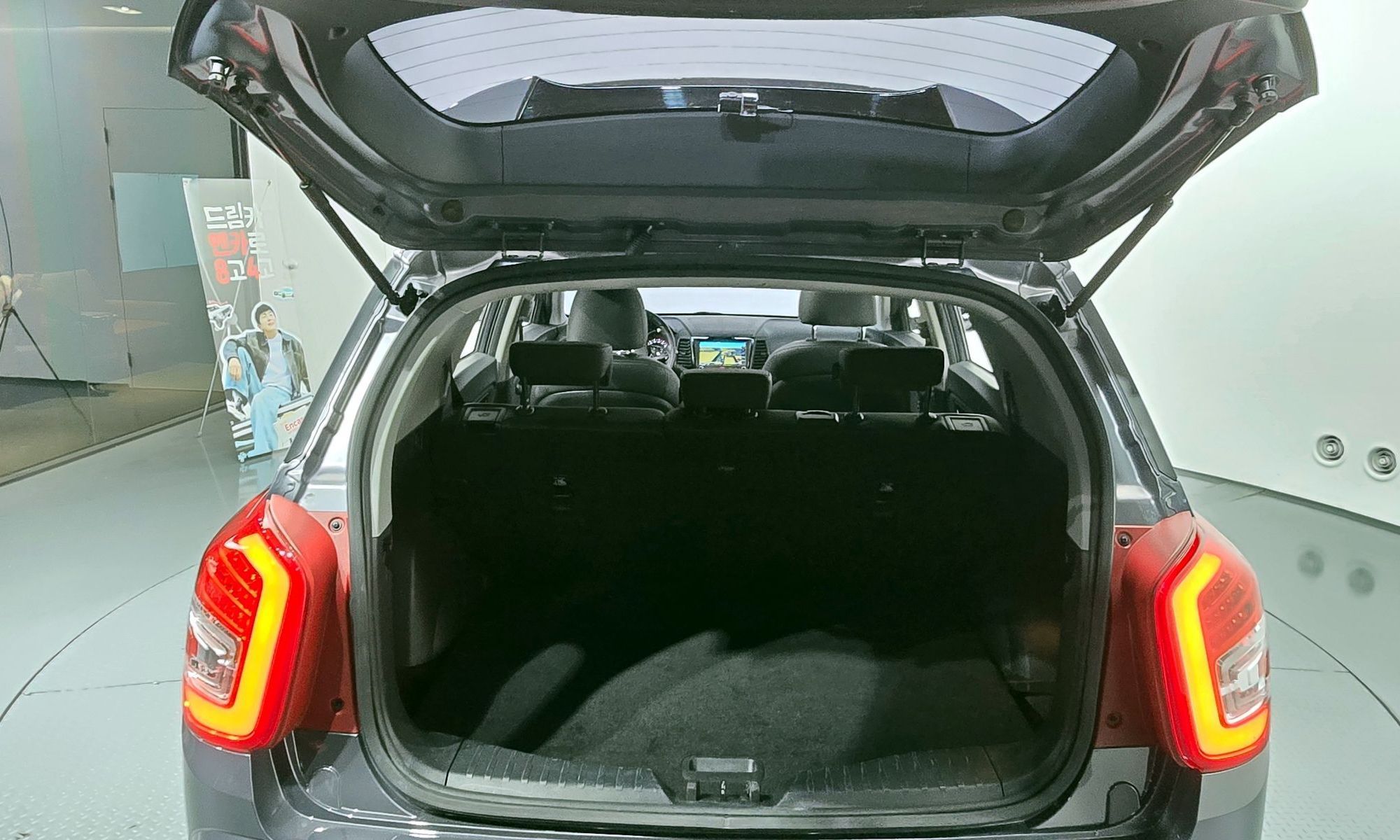 Image 19