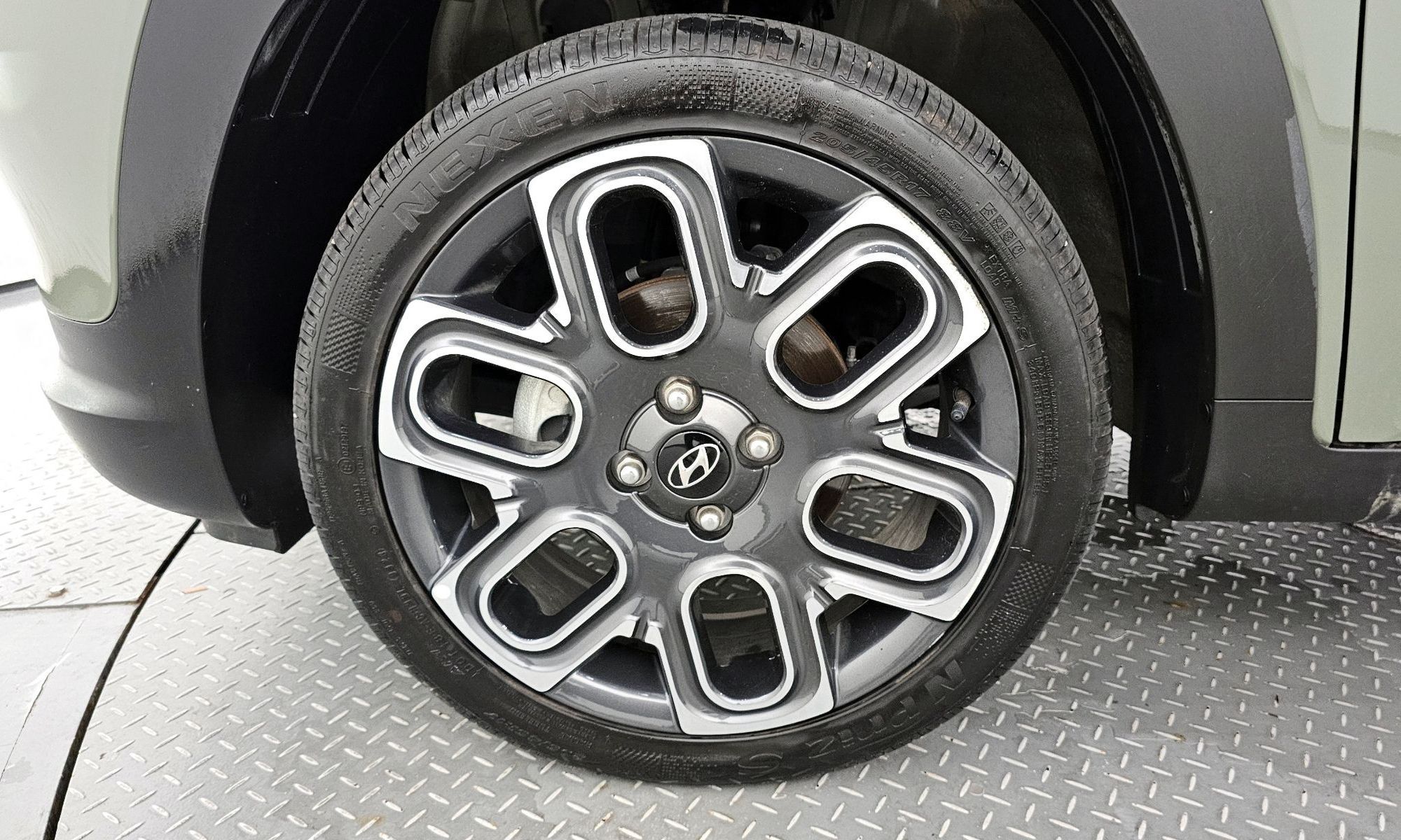 Image 4