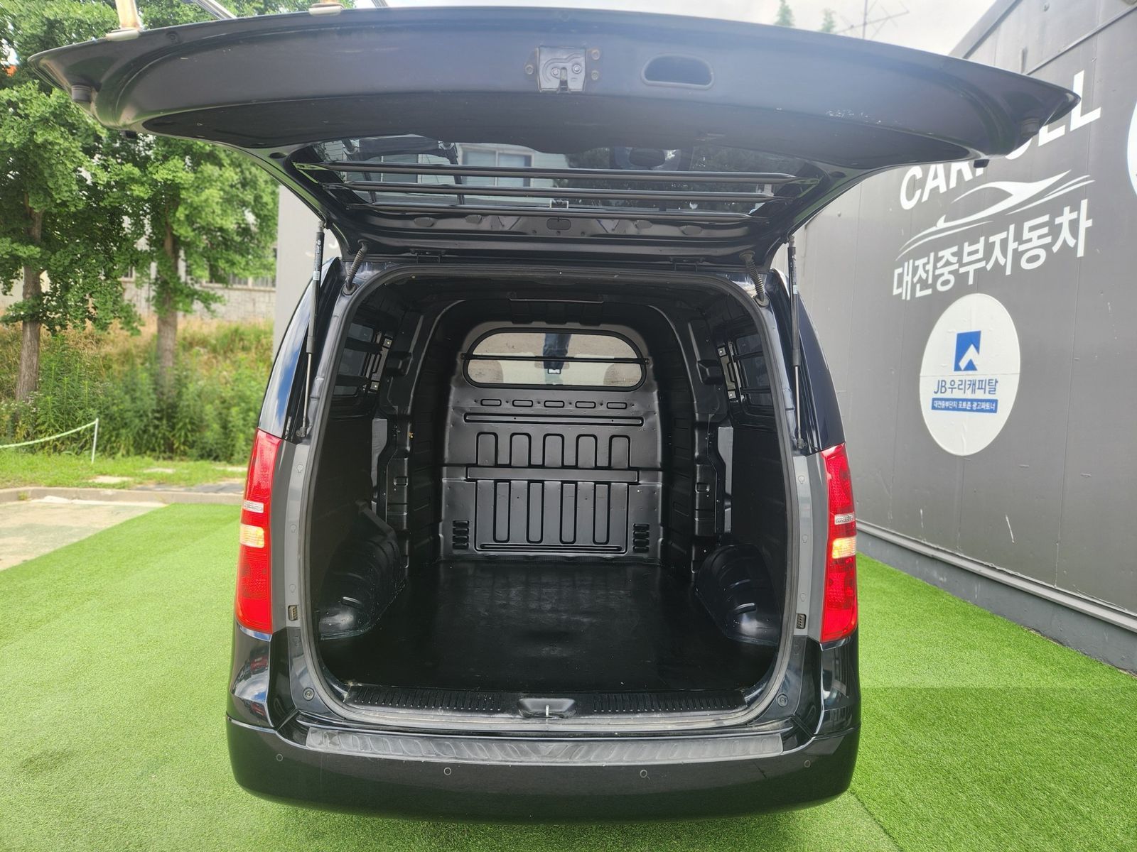 Image 19