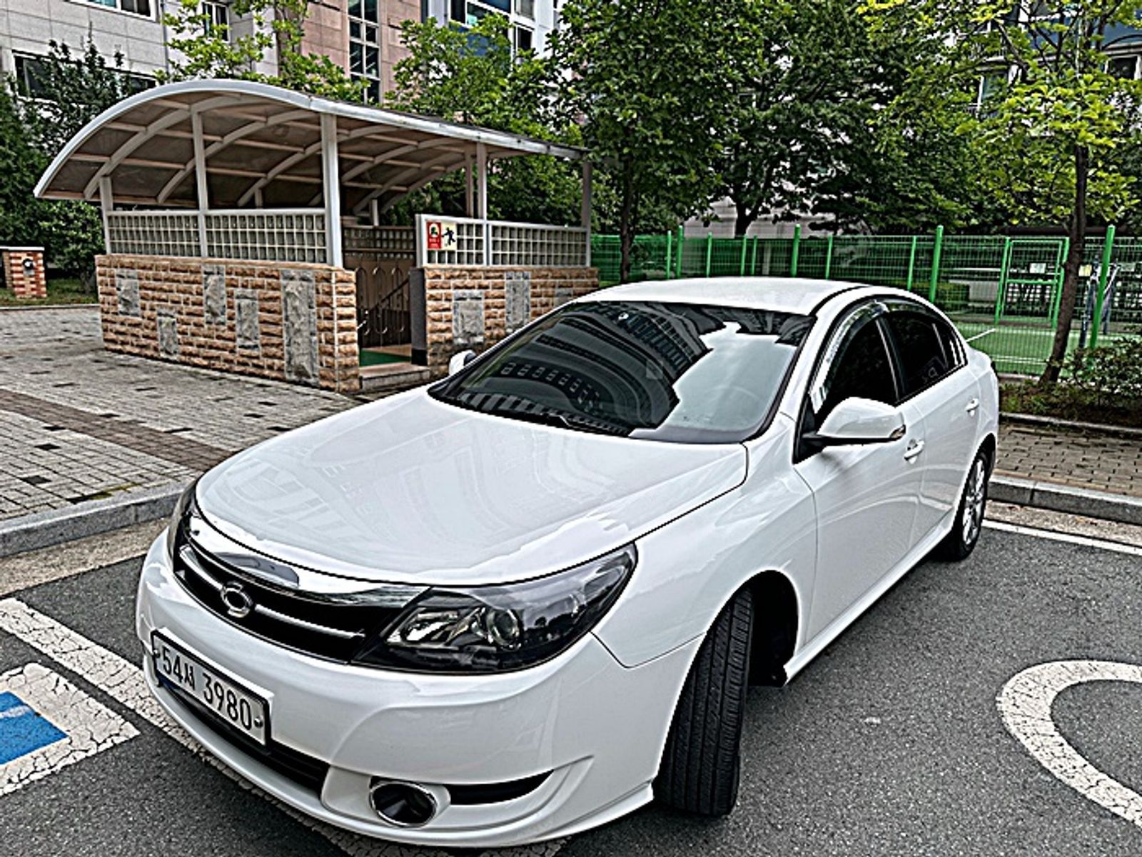 Image 0
