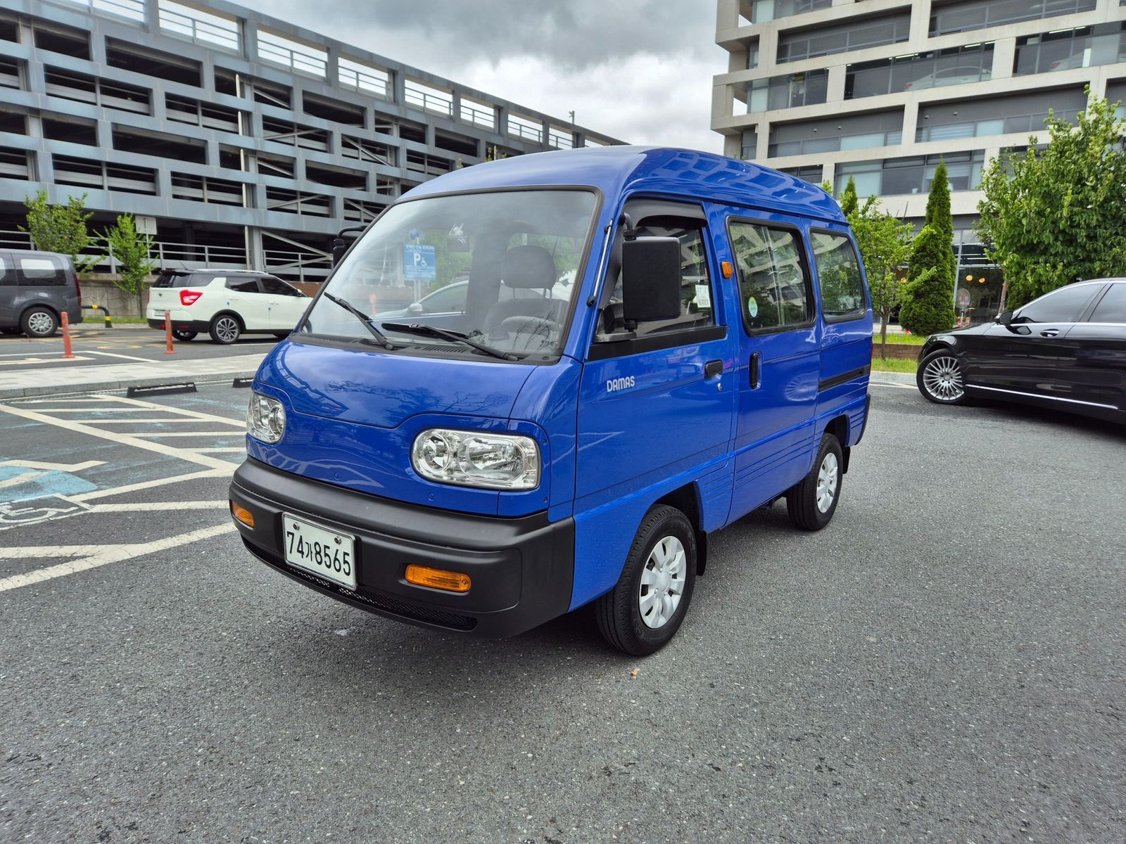 Image 0