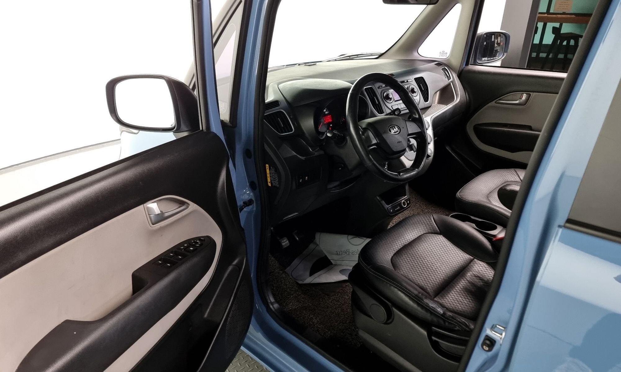 Image 10
