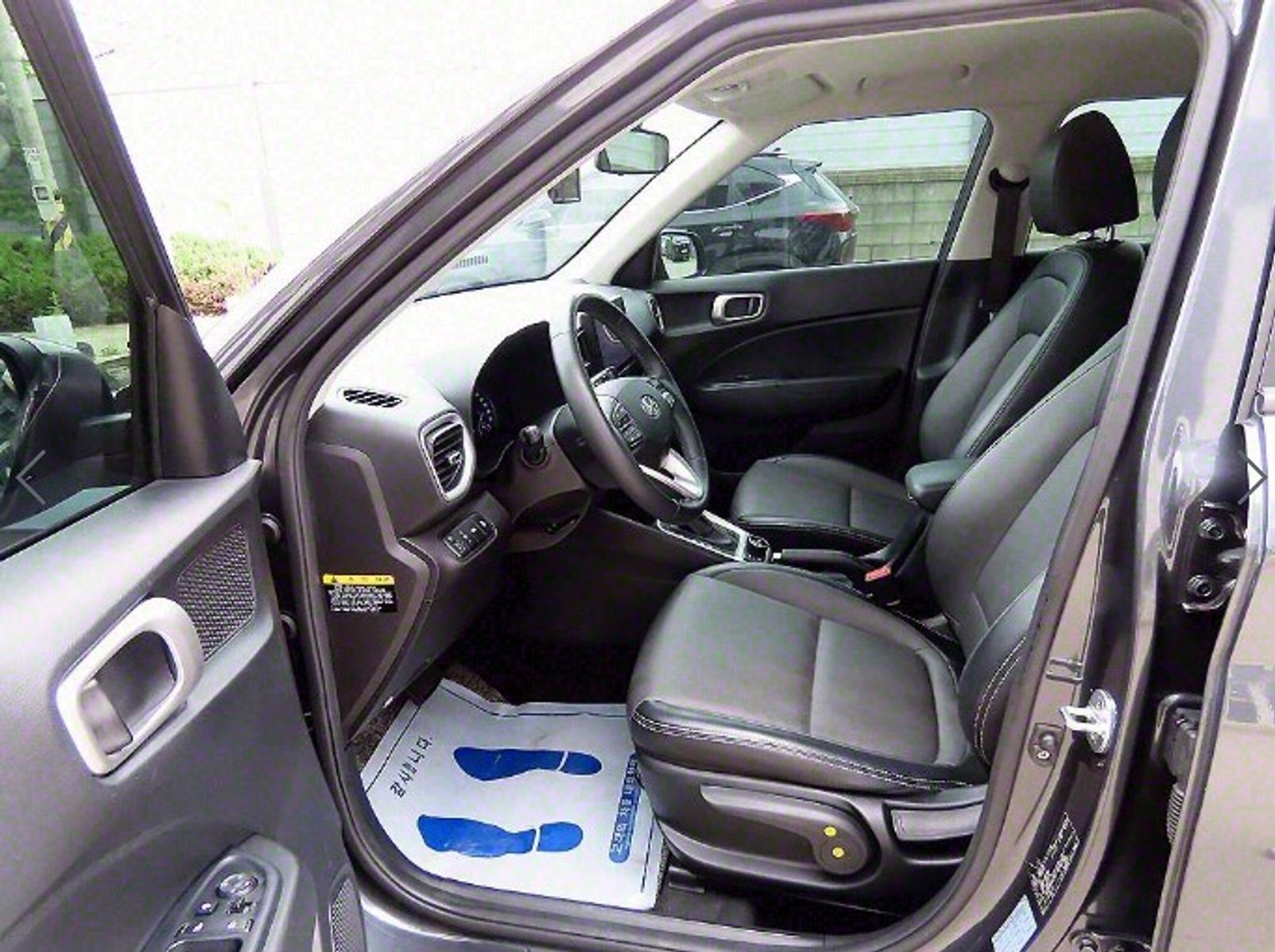 Image 4