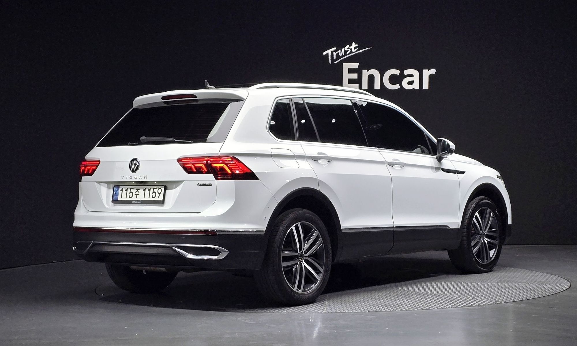 Image 0