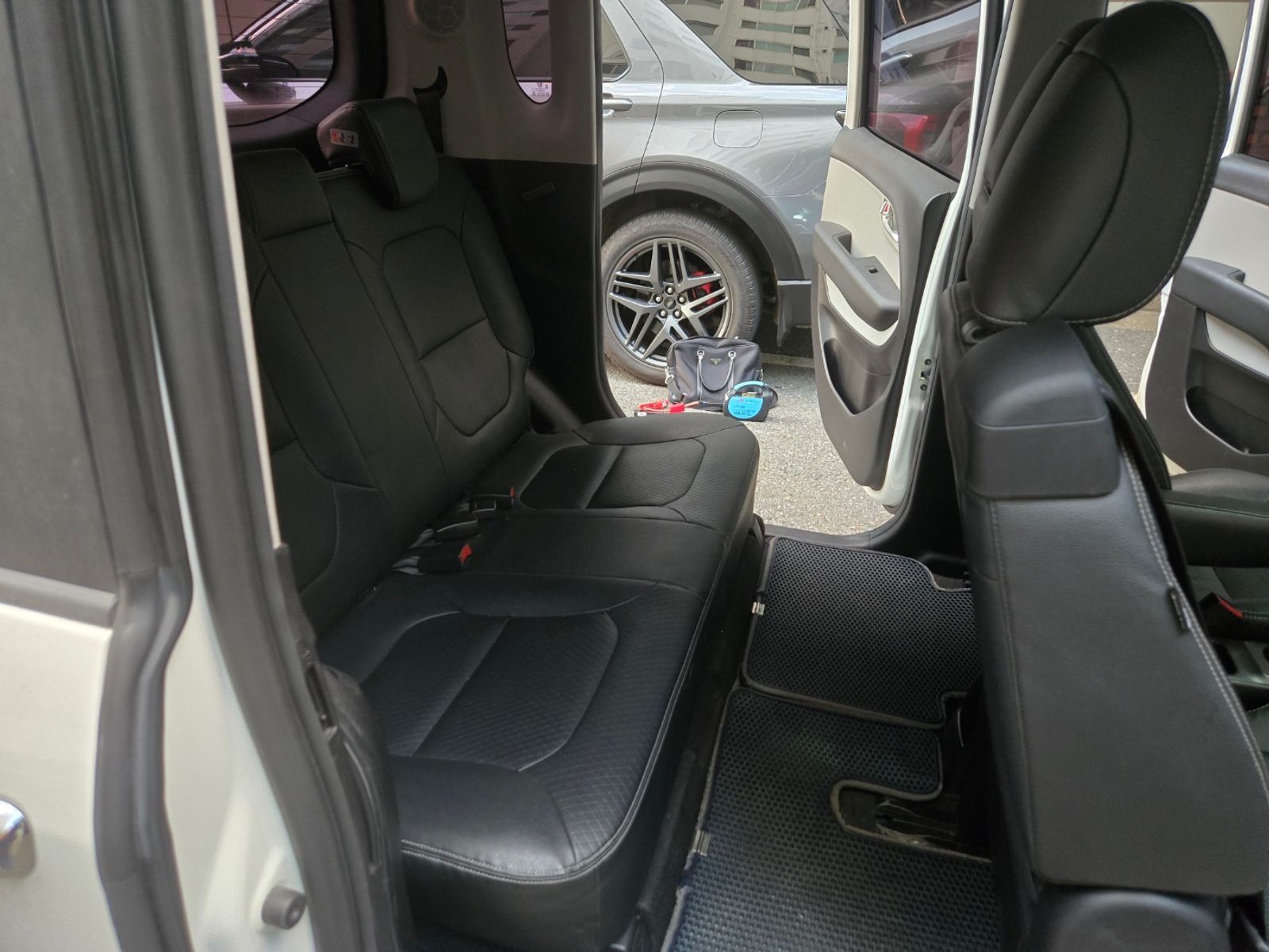Image 11