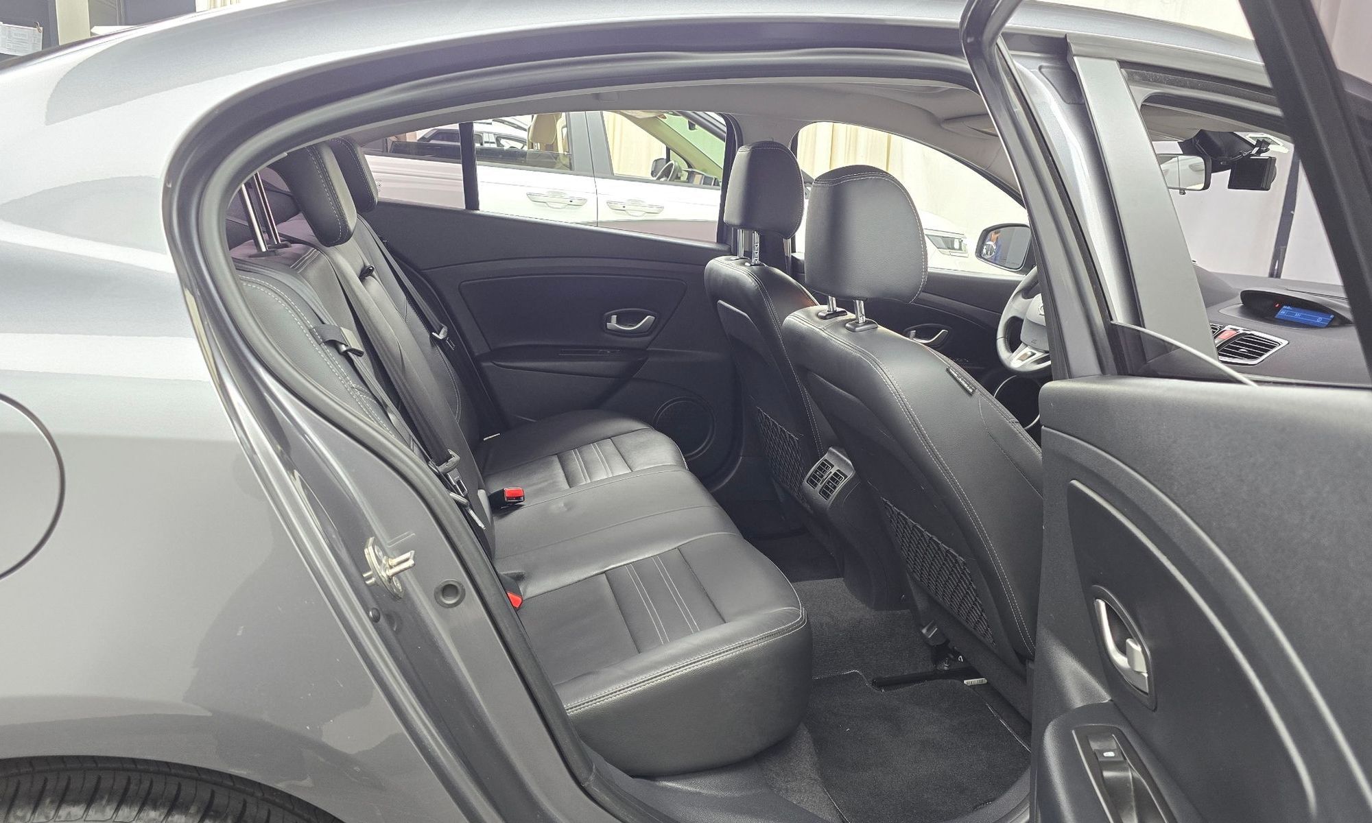 Image 11