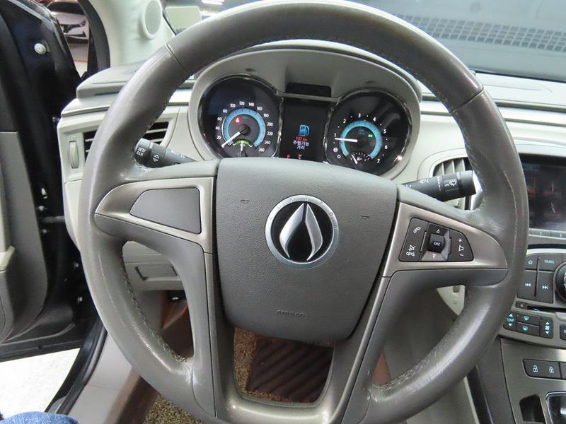 Image 7
