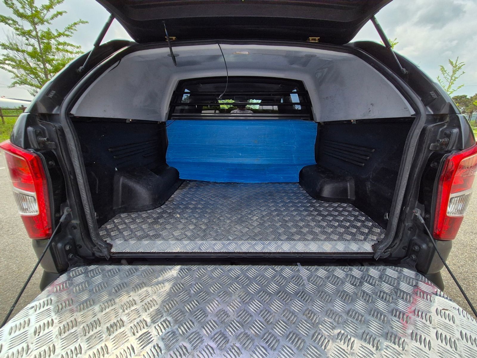 Image 19
