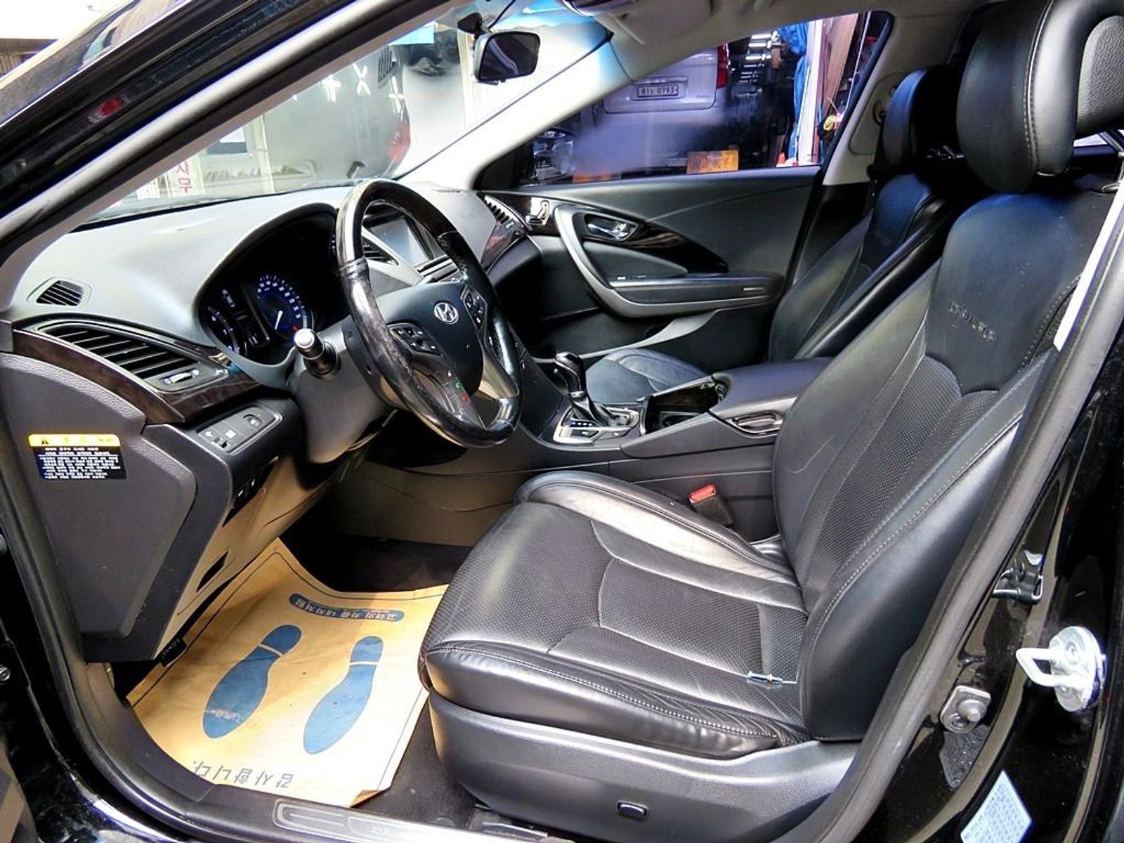 Image 4