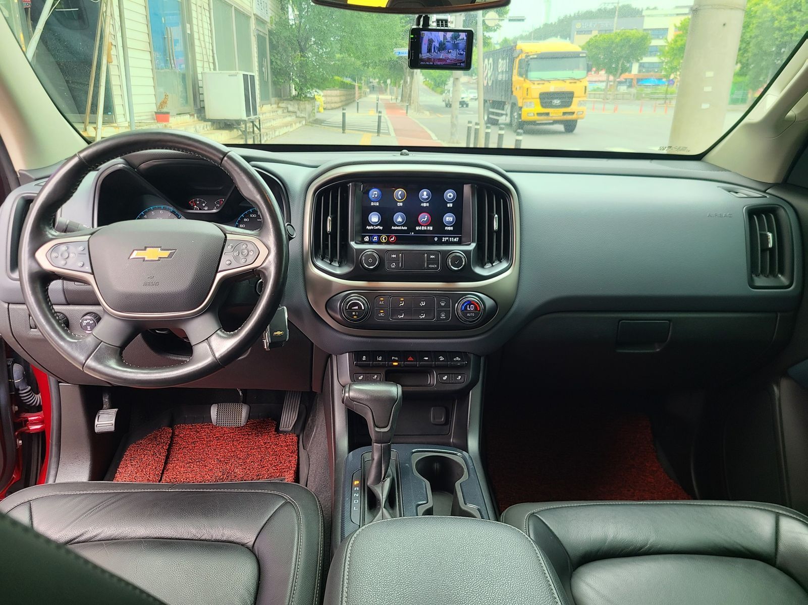 Image 4