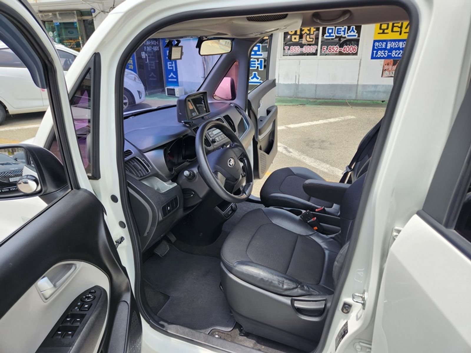 Image 11