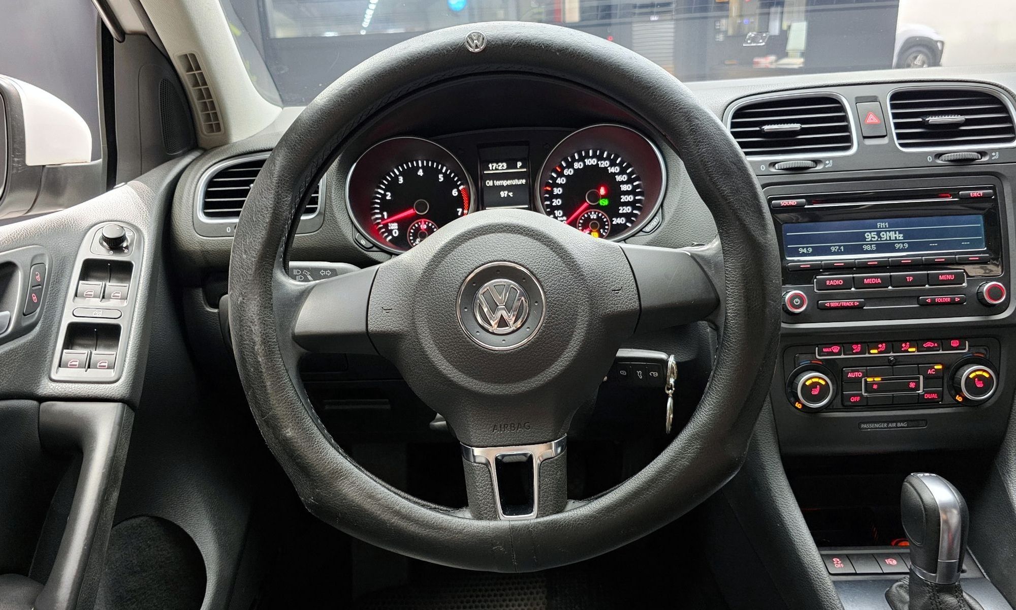 Image 12