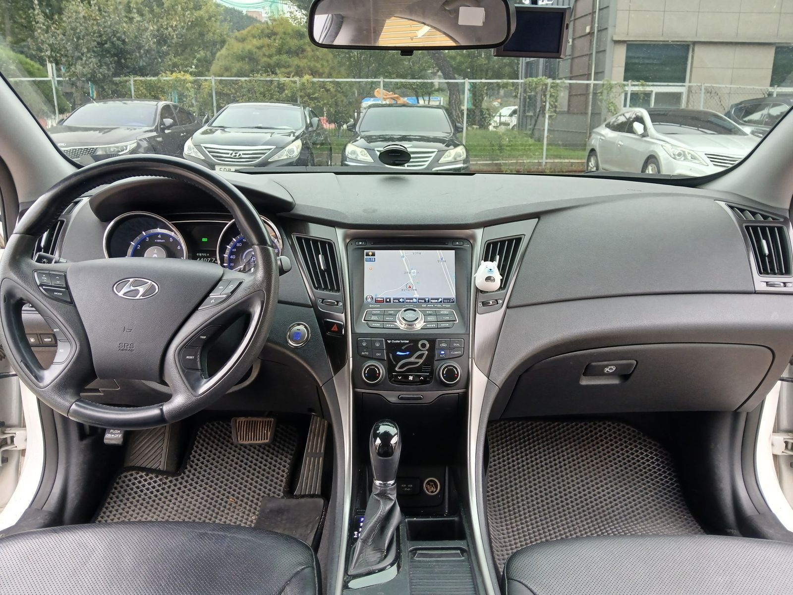 Image 4