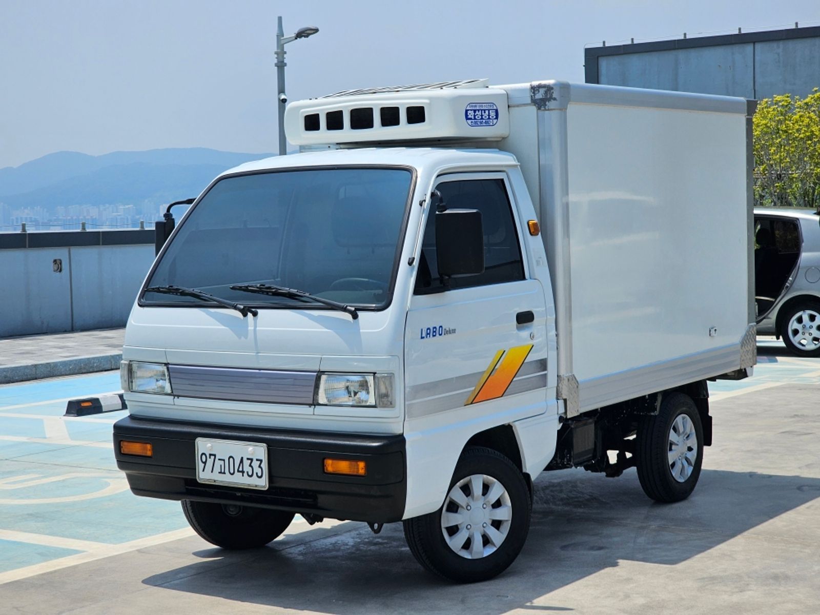 Image 0
