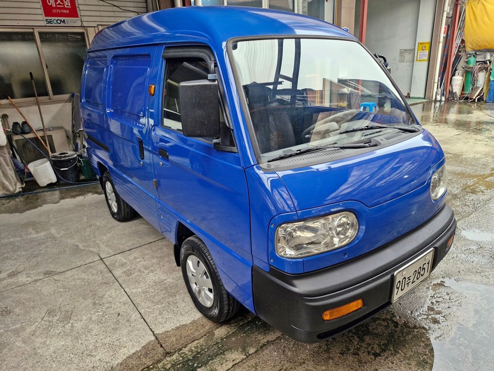 Image 0