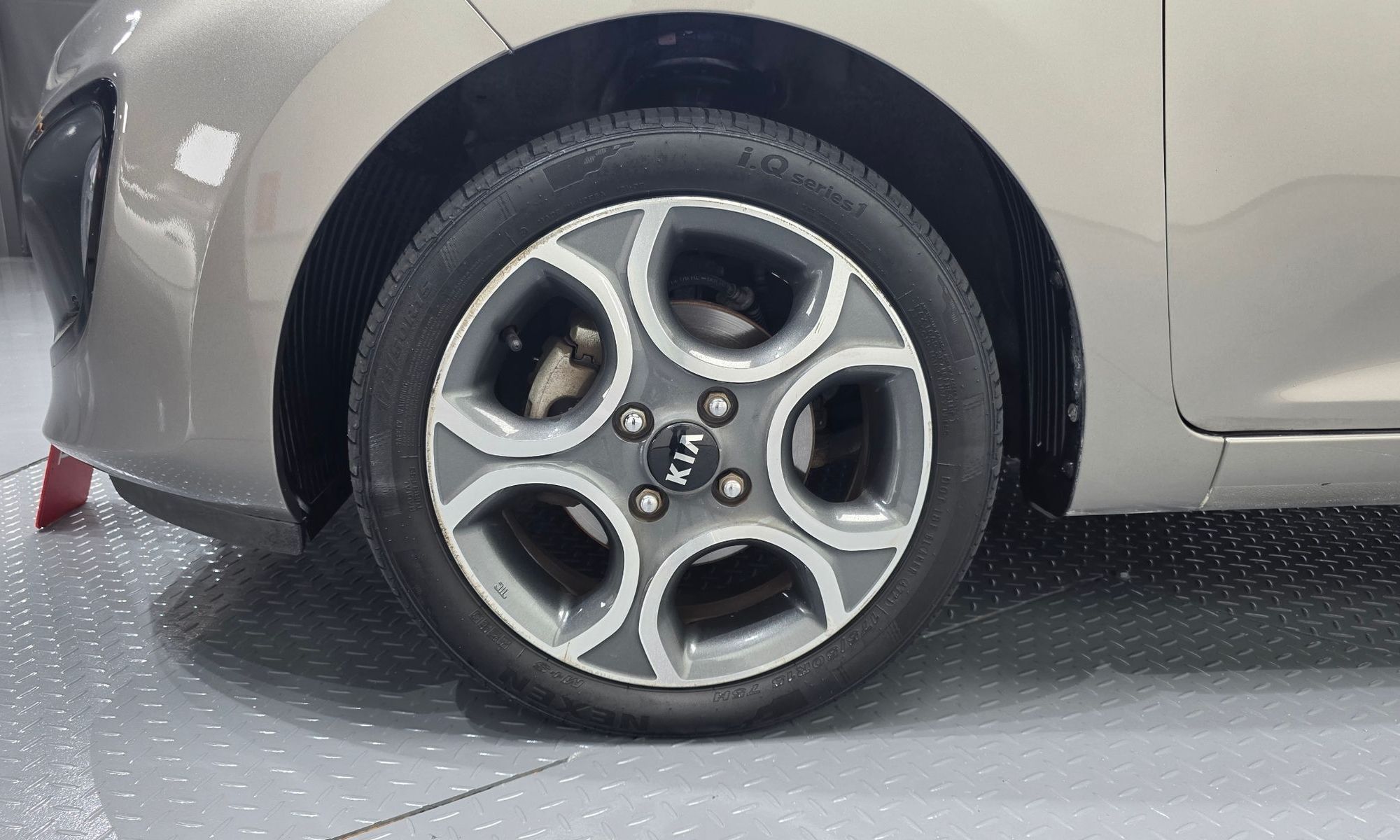 Image 4
