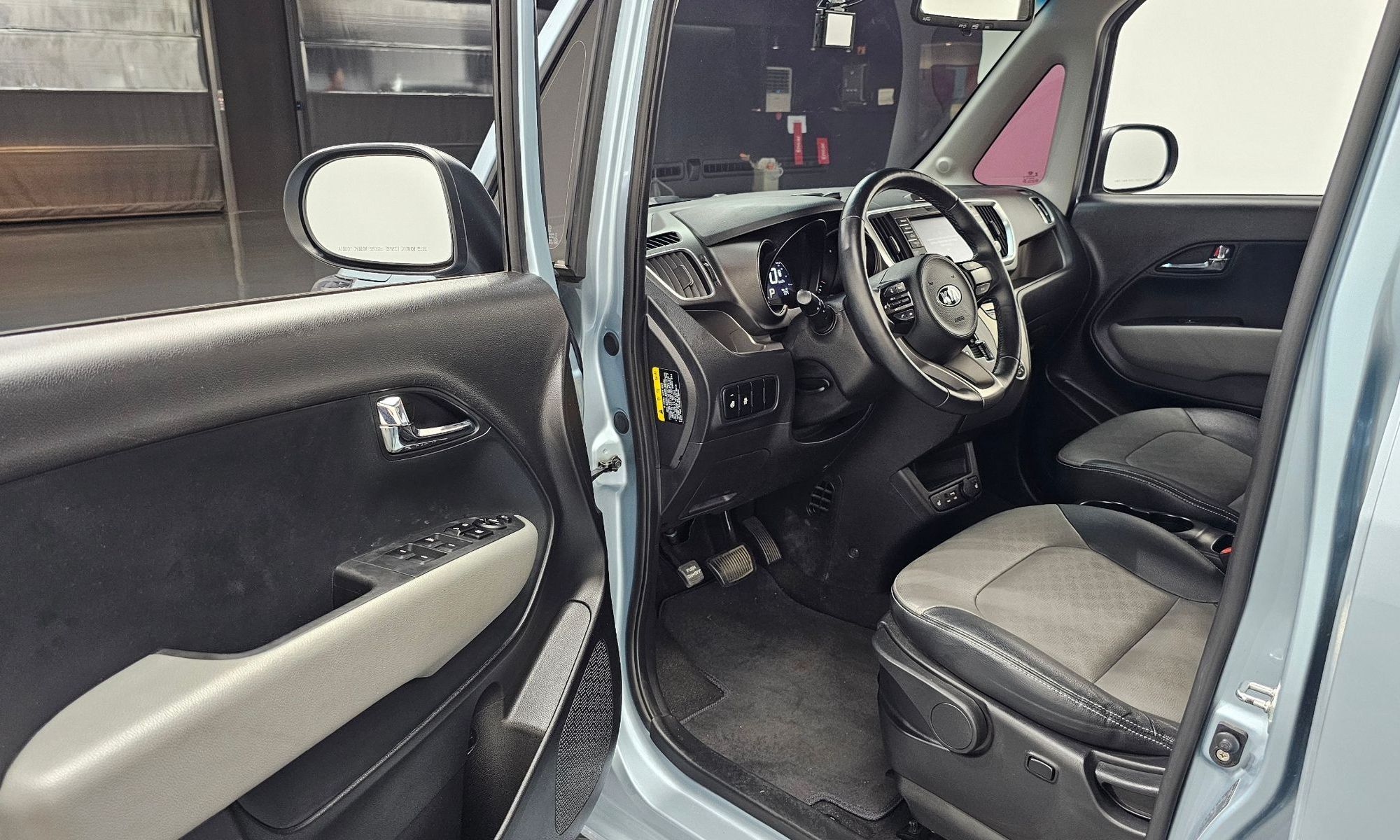 Image 9
