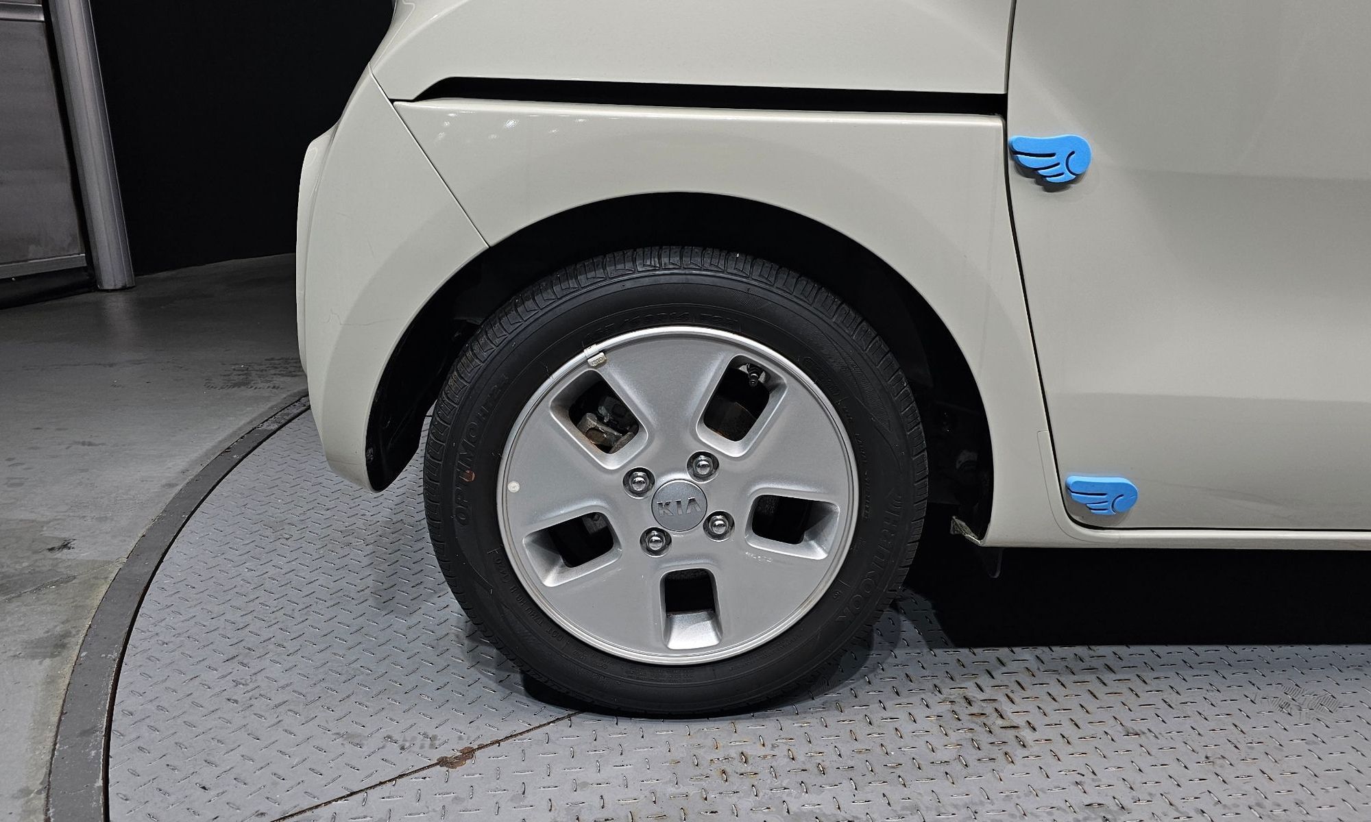 Image 4