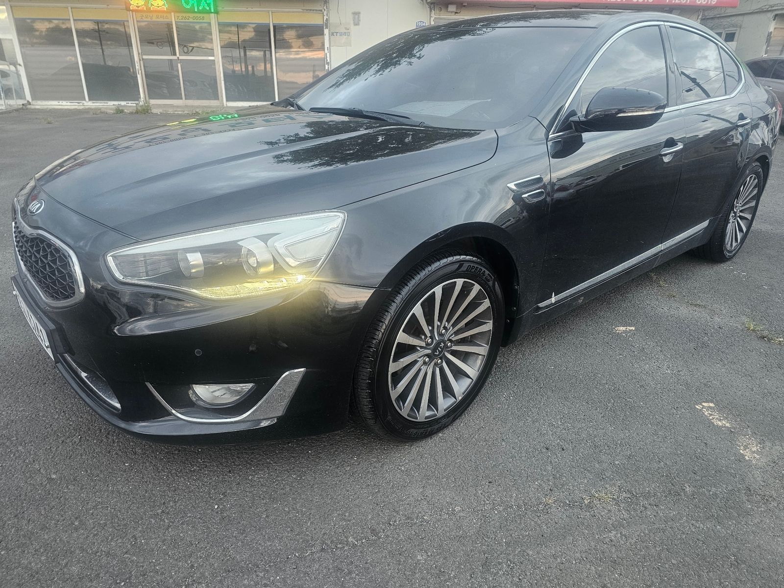 Image 0