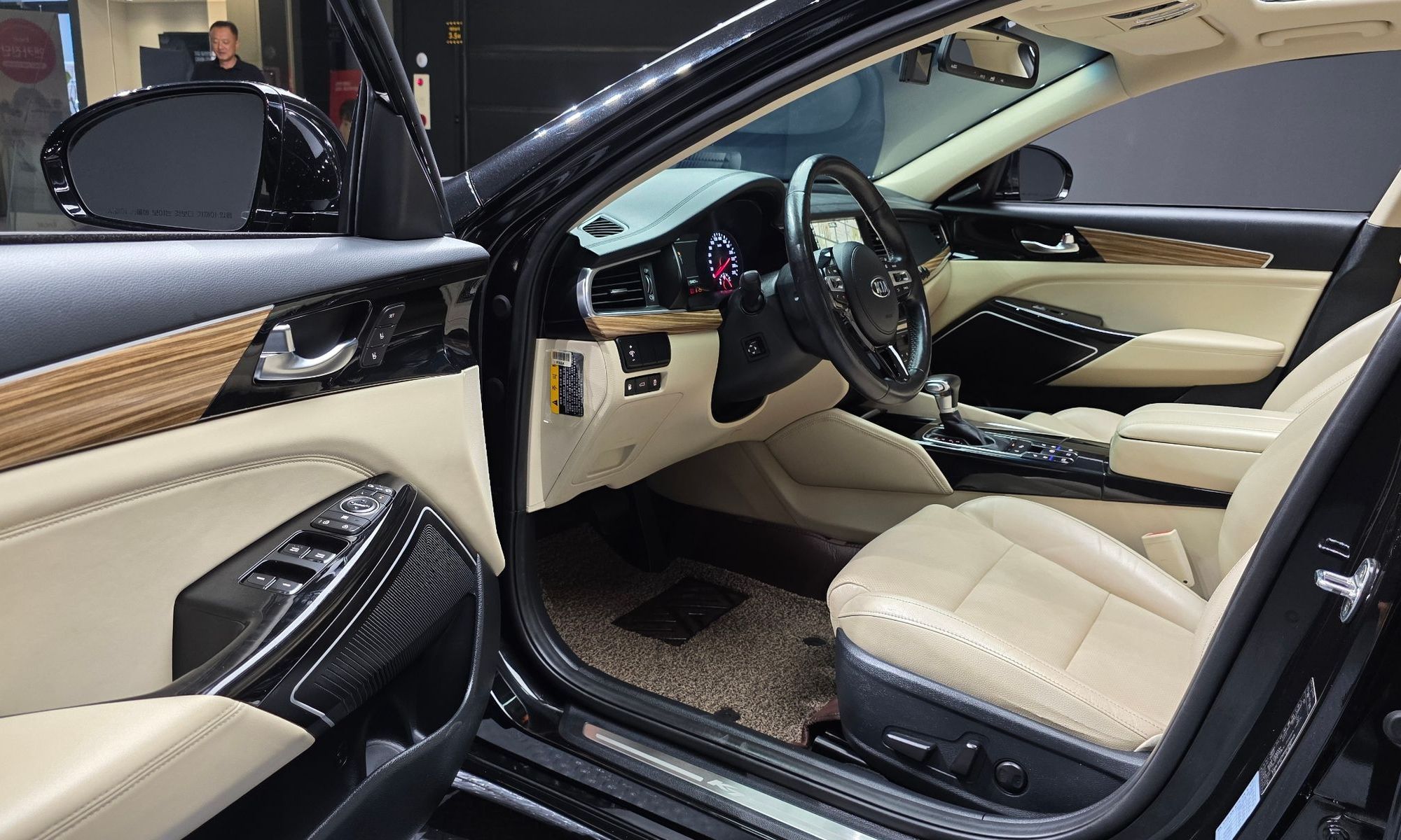 Image 9