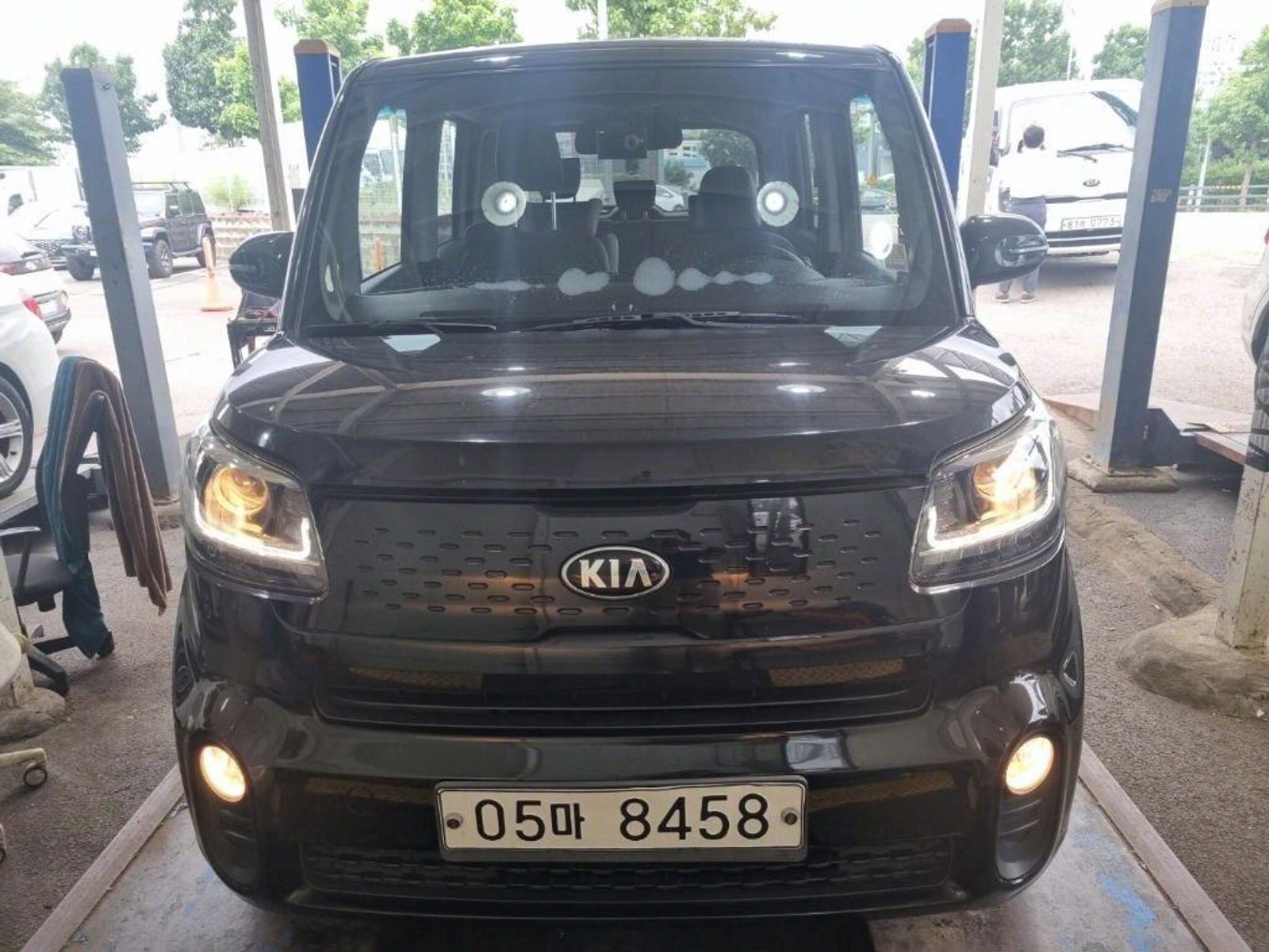 Image 0