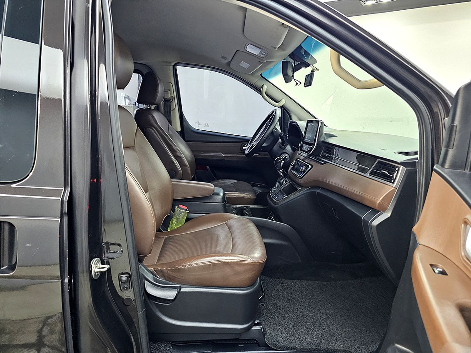 Image 11