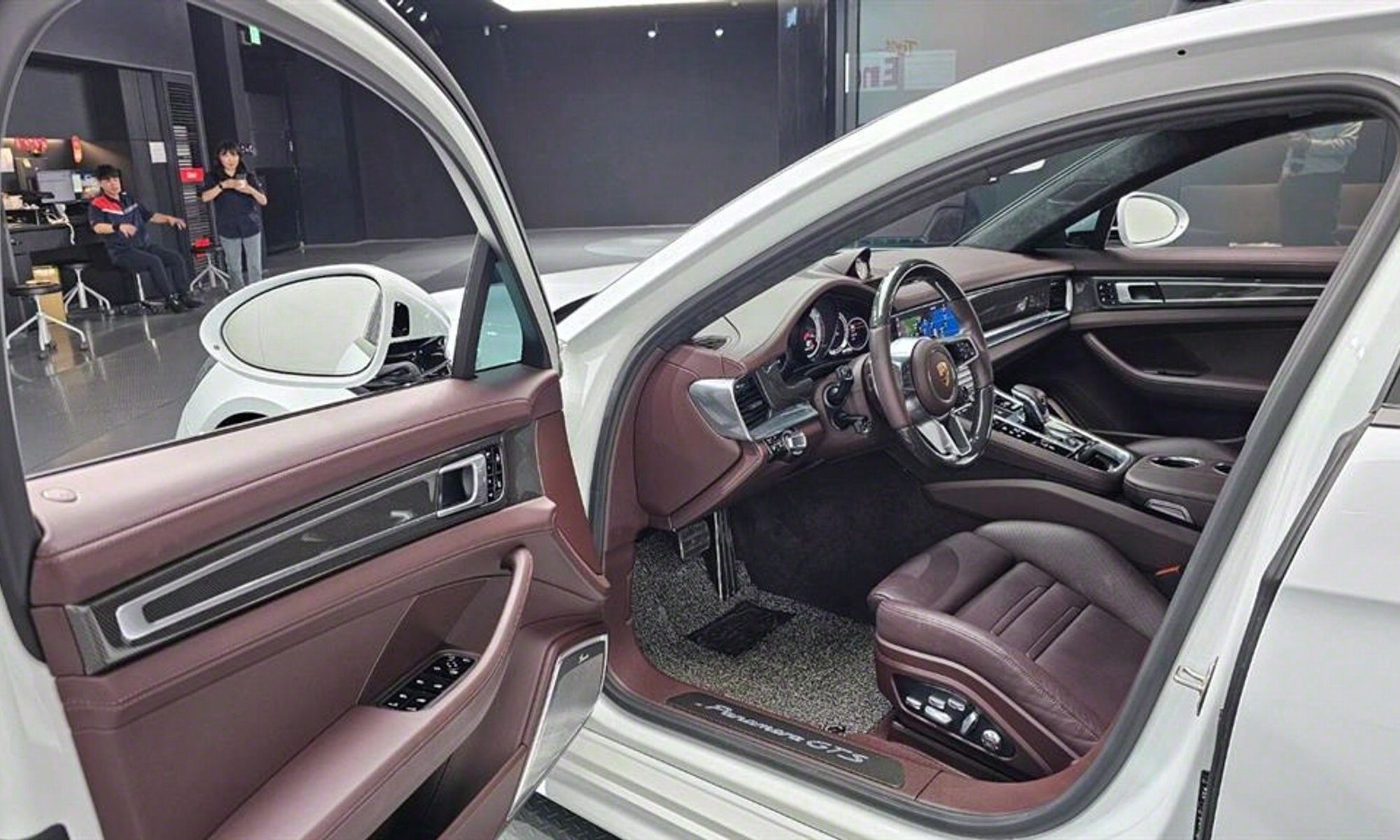 Image 7