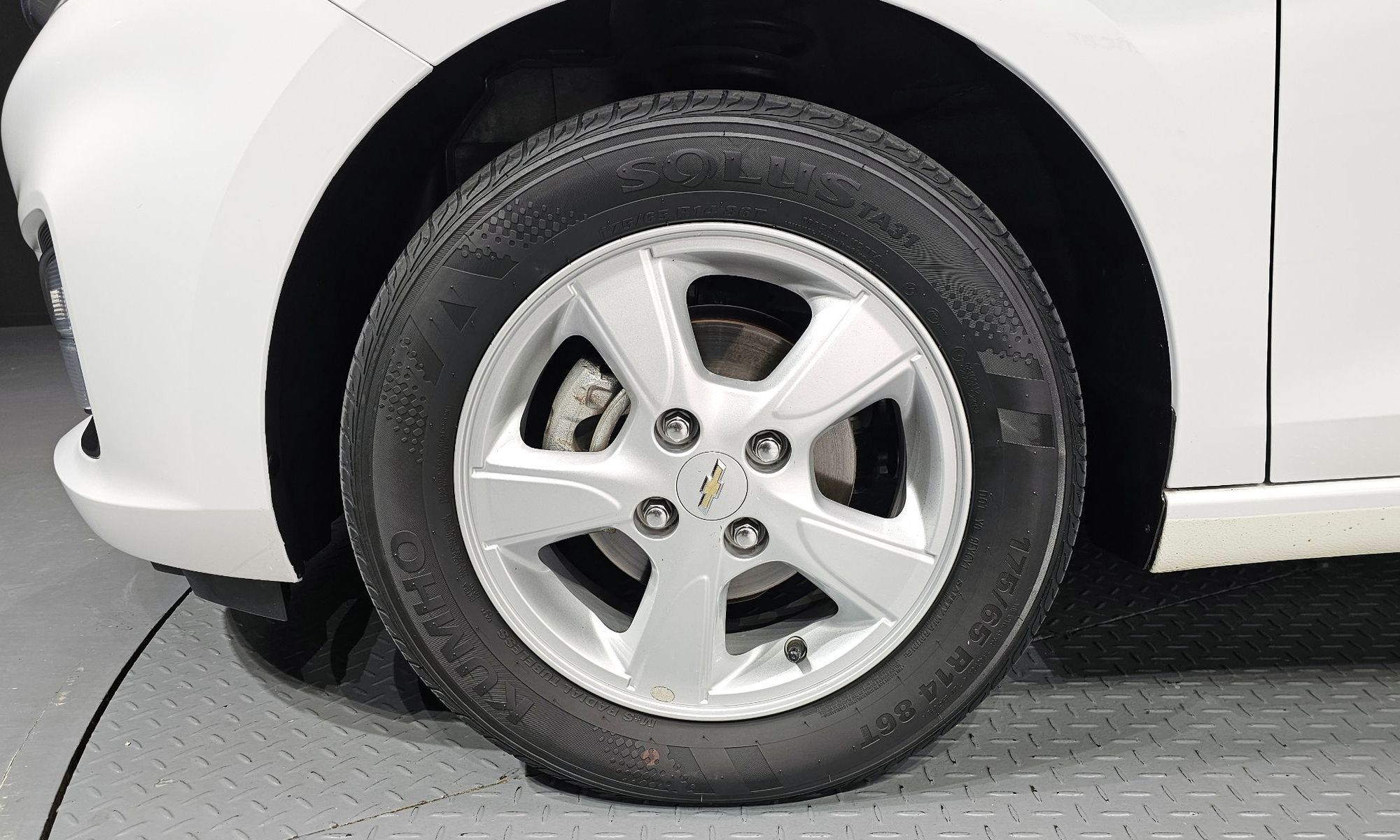 Image 4