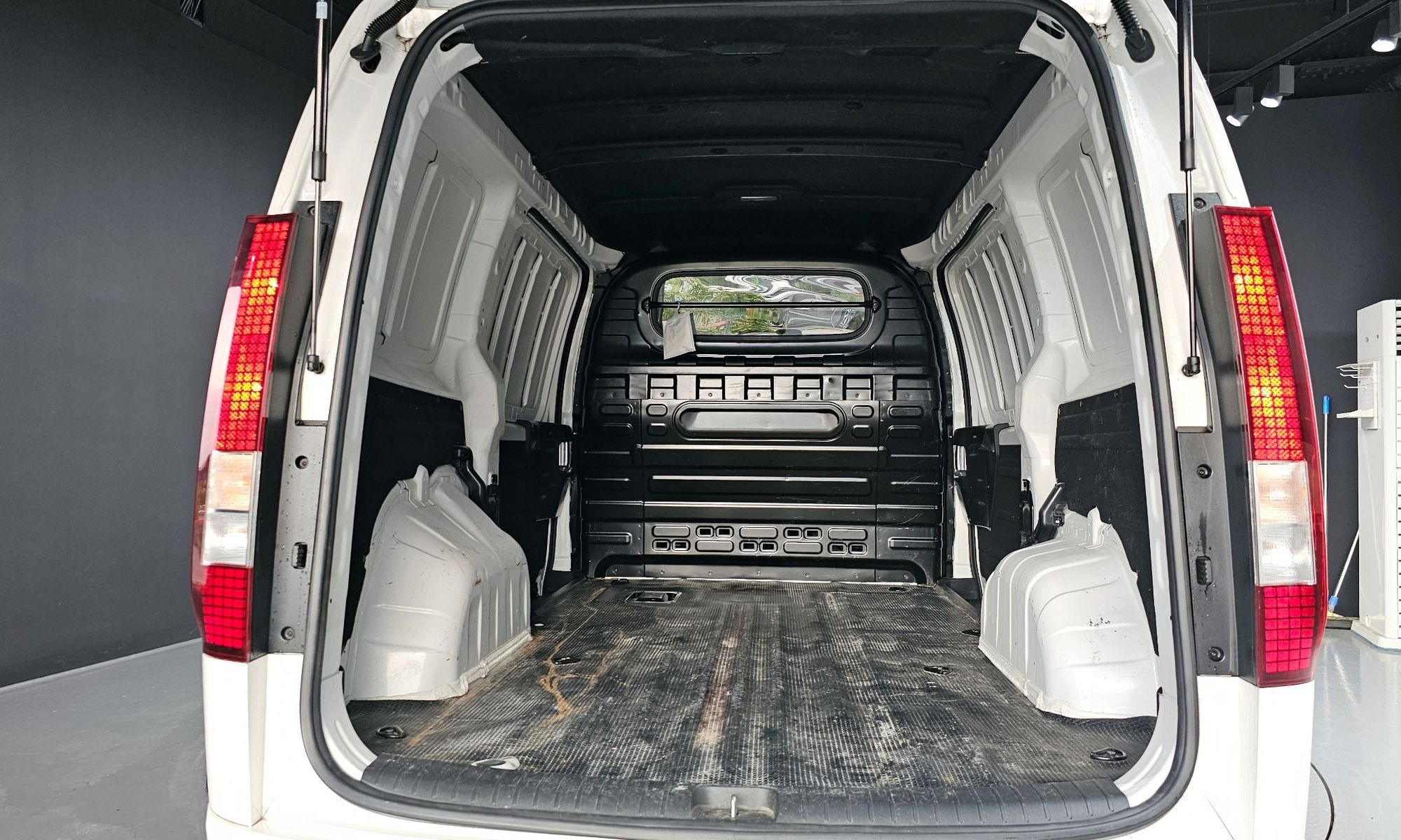 Image 19