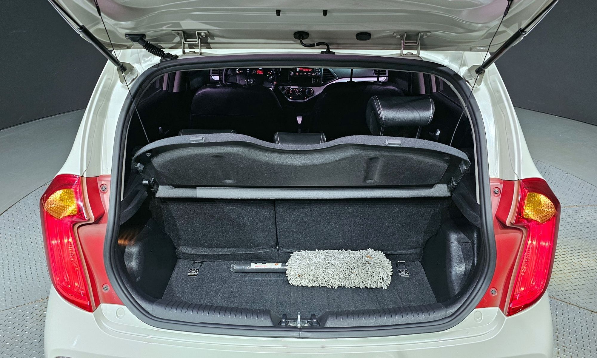 Image 19
