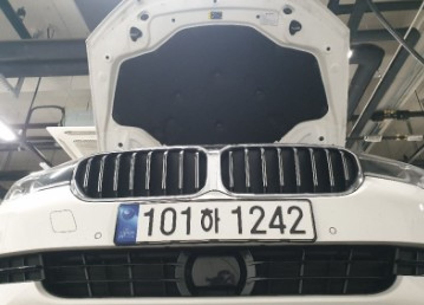 Image 0