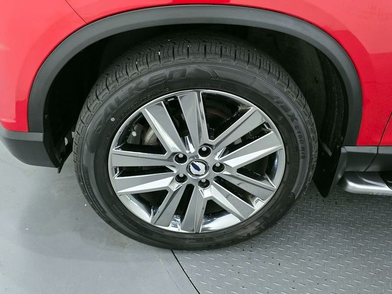 Image 4