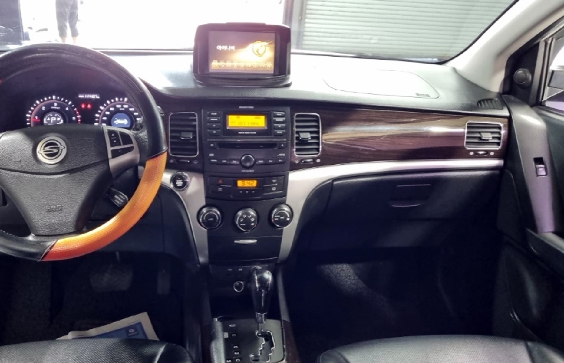 Image 4