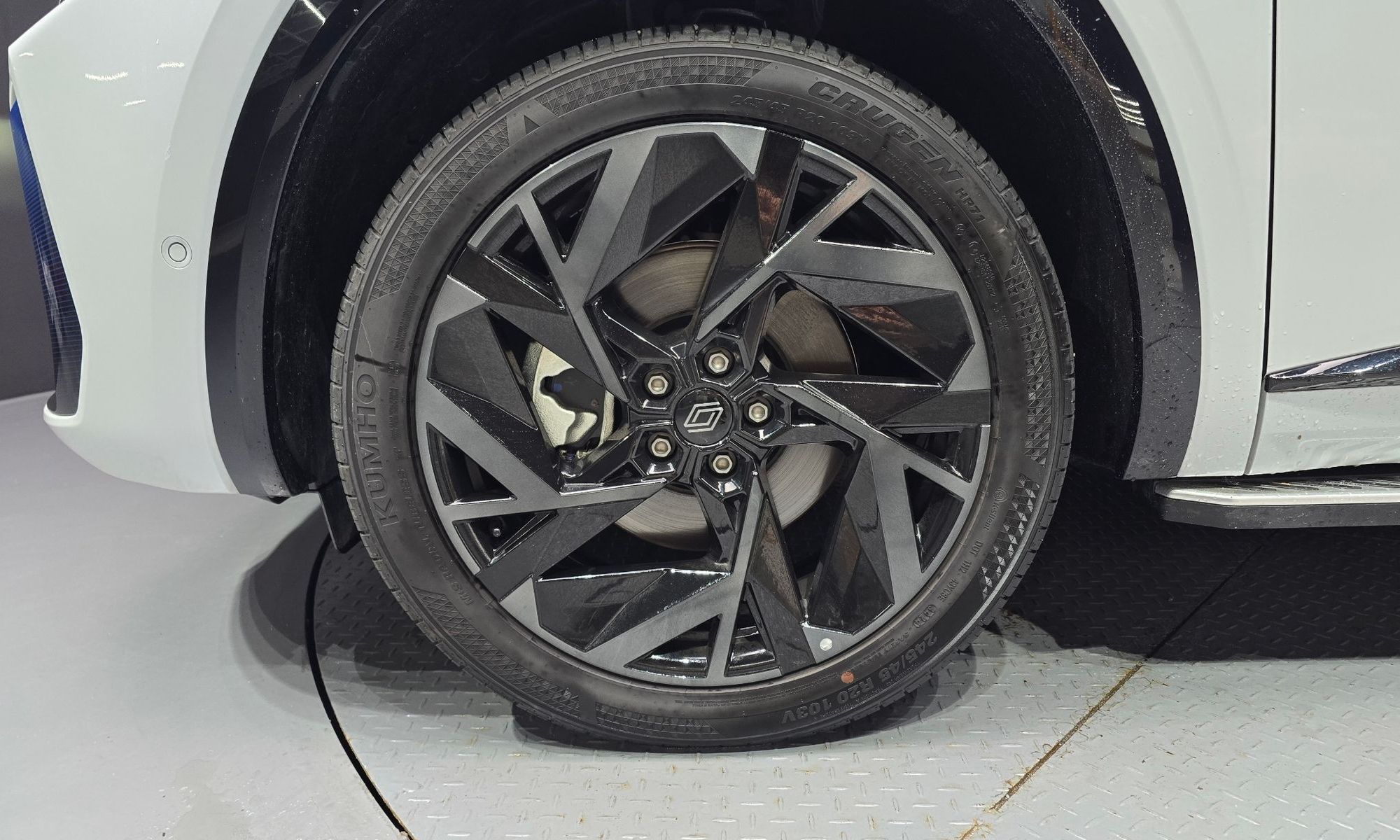 Image 4