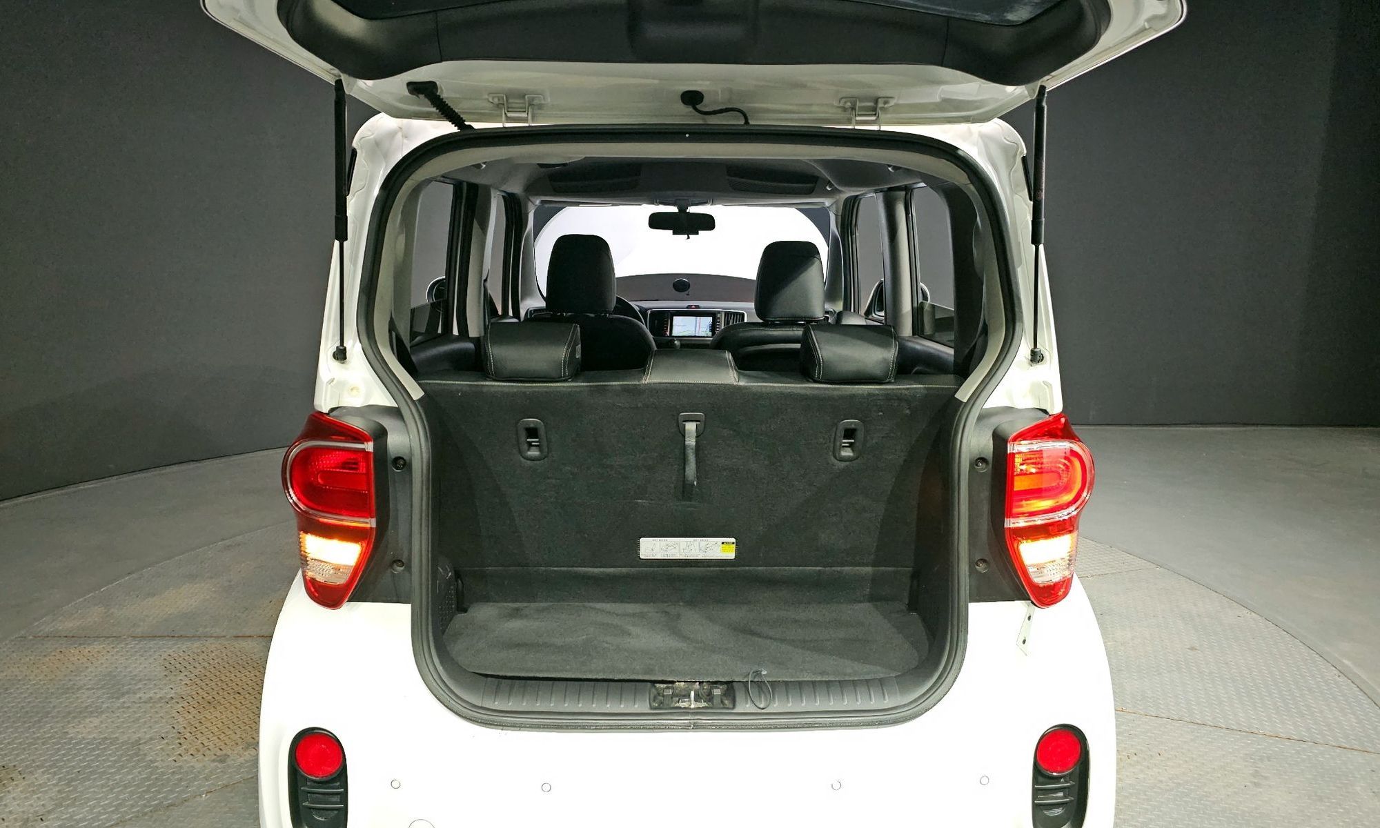 Image 19