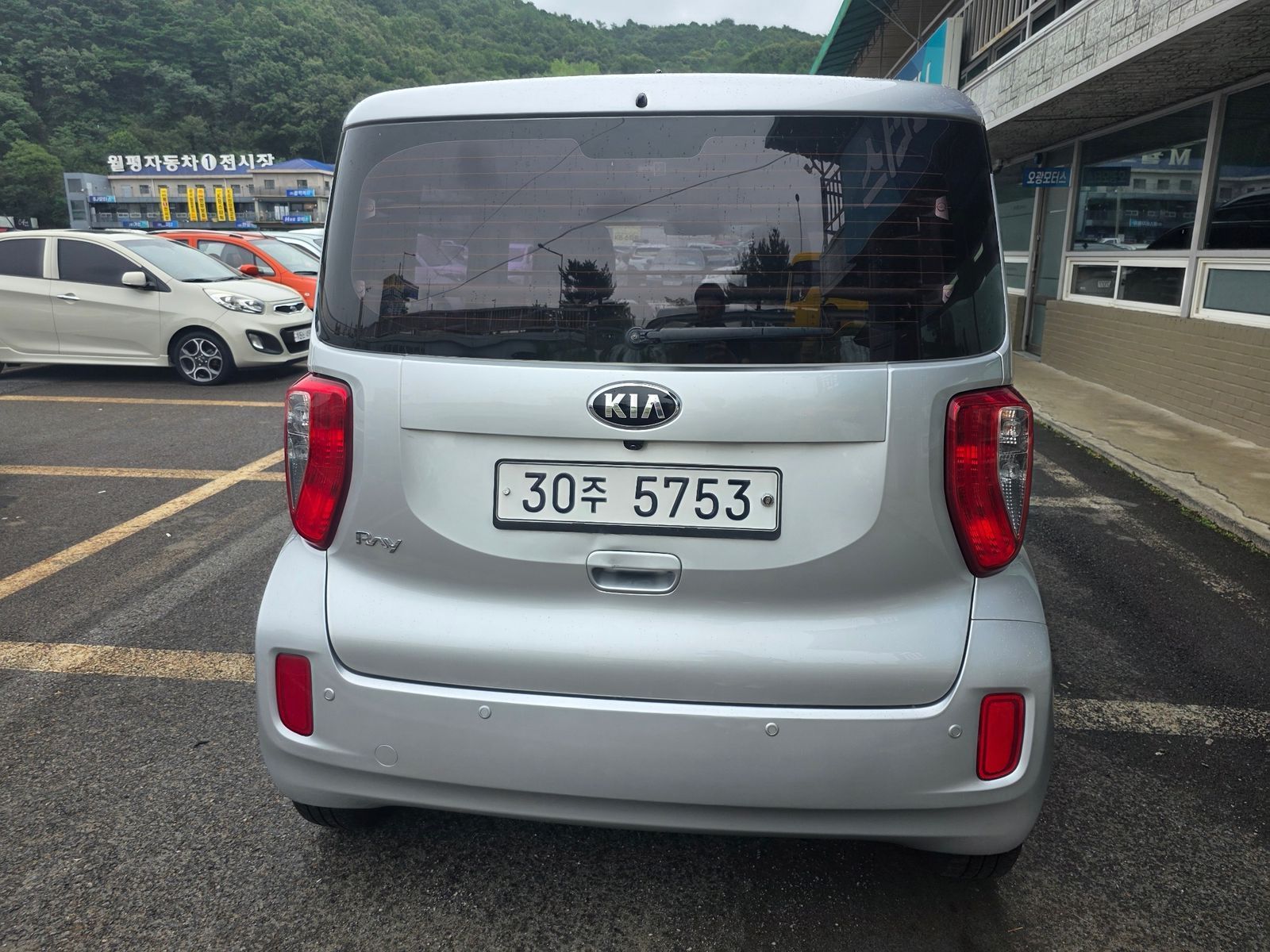 Image 4