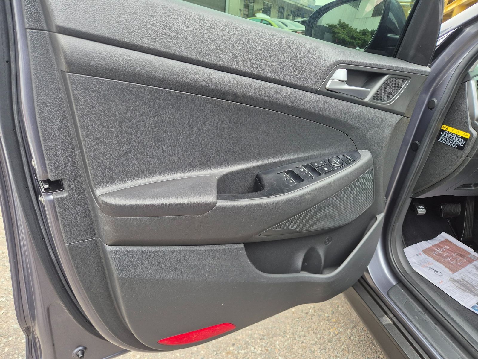 Image 12