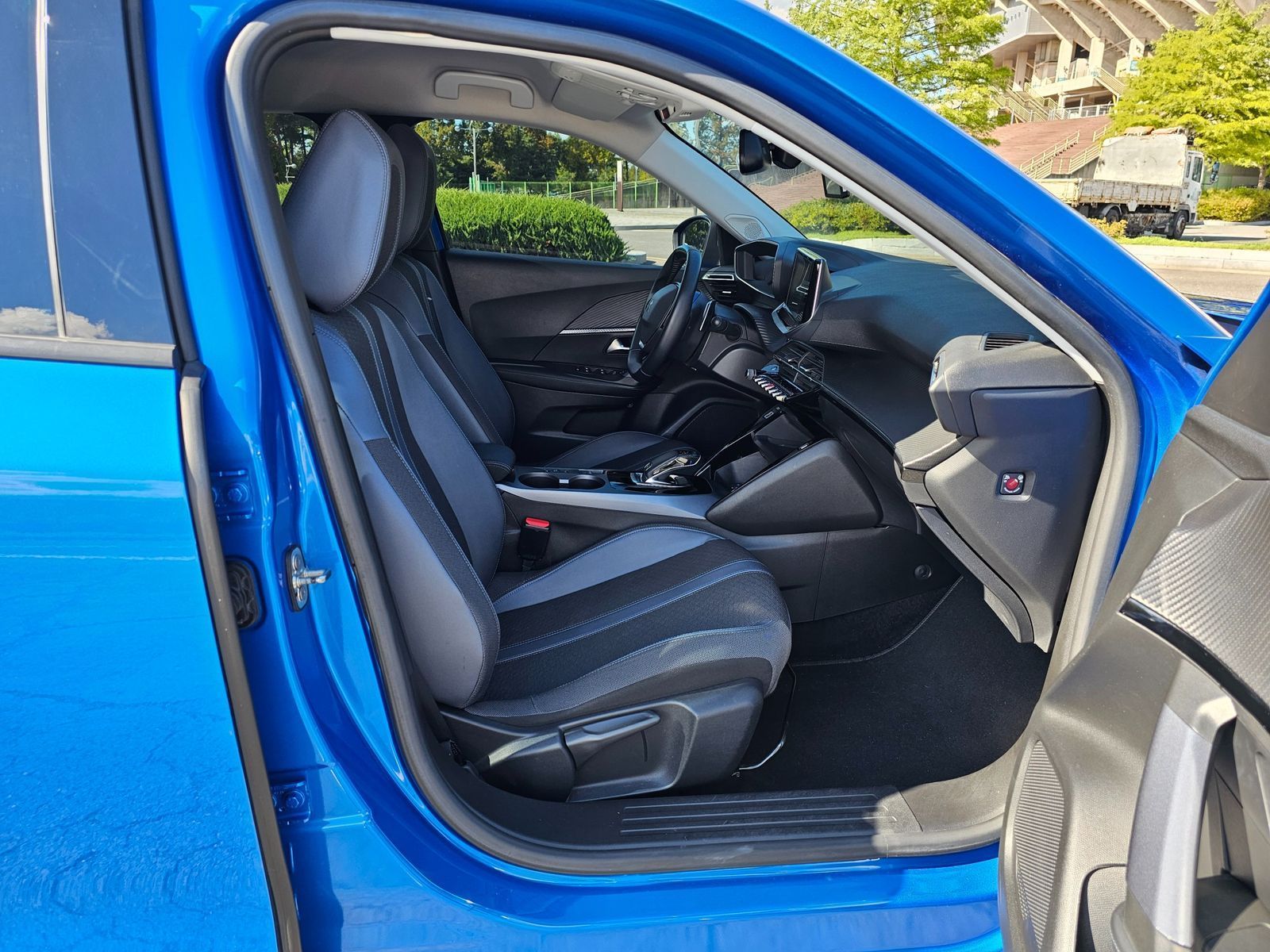 Image 12